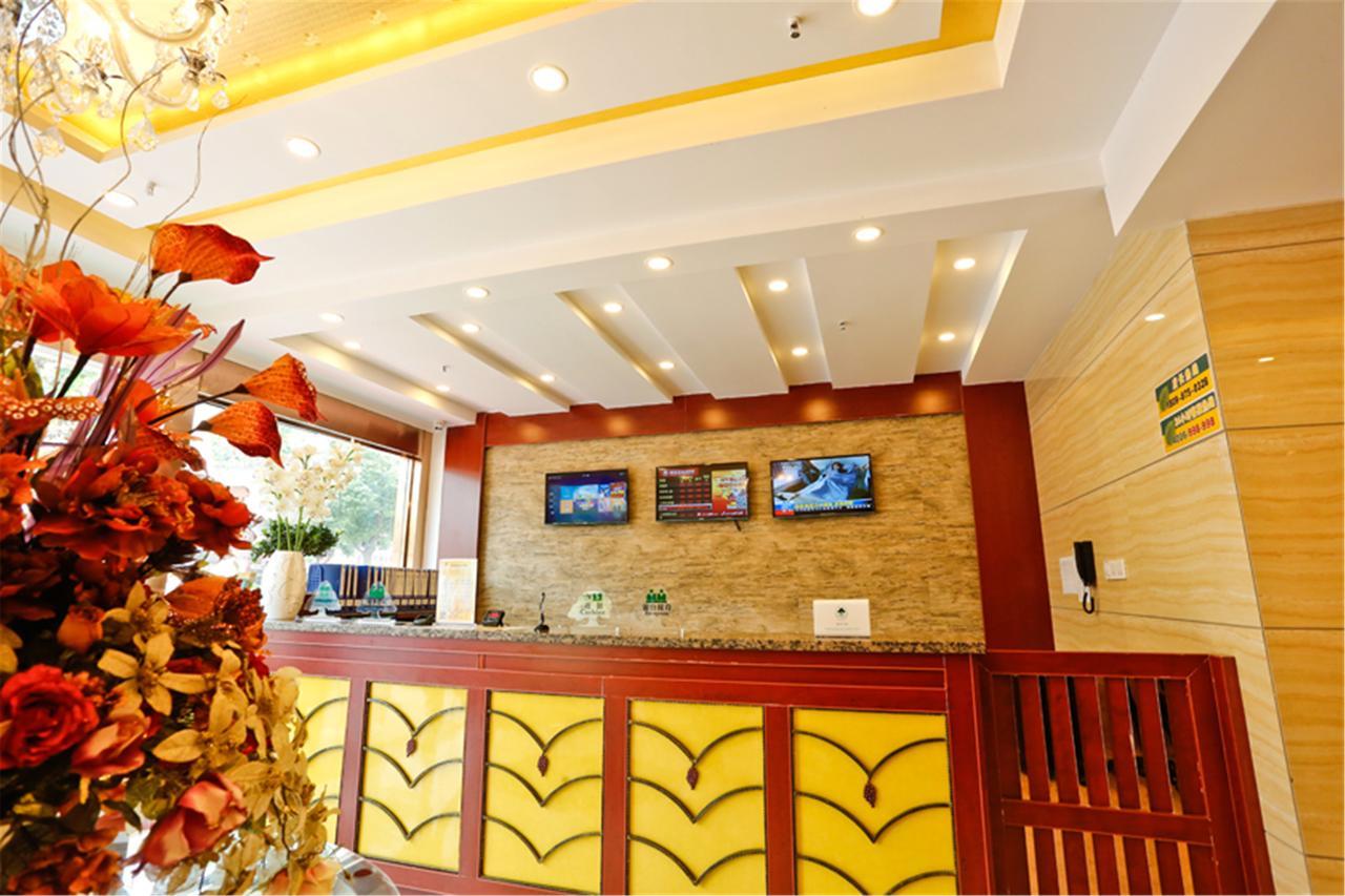 Greentree Alliance Guangxi Hezhou Babu District Lingfeng Square Hotel Esterno foto