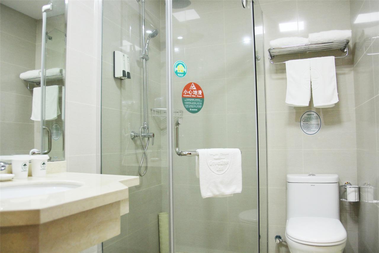 Greentree Alliance Guangxi Hezhou Babu District Lingfeng Square Hotel Esterno foto