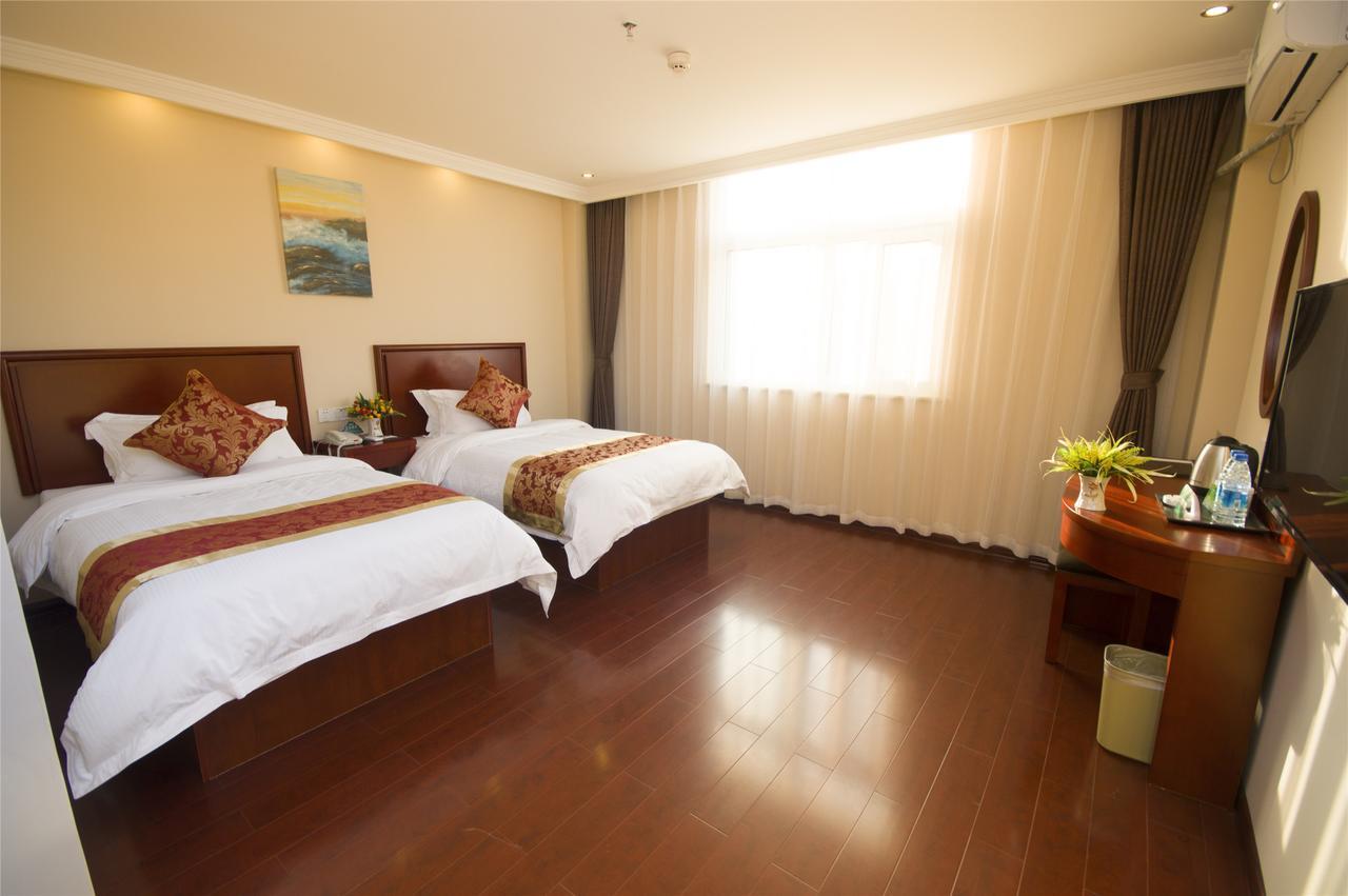 Greentree Alliance Guangxi Hezhou Babu District Lingfeng Square Hotel Esterno foto
